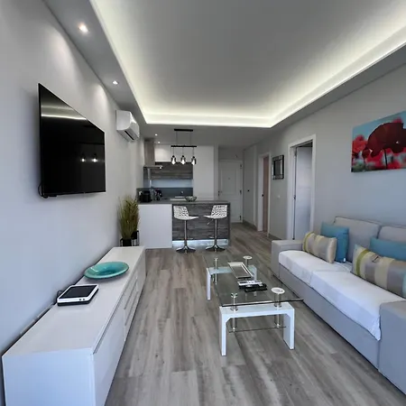 Boutique One Bed Sea Views And Free Wifi