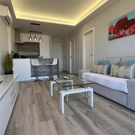 Boutique One Bed Sea Views And Free Wifi Lägenhet