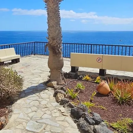 아파트 Boutique One Bed Sea Views And Free Wifi