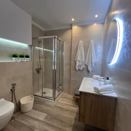 Boutique One Bed Sea Views And Free Wifi