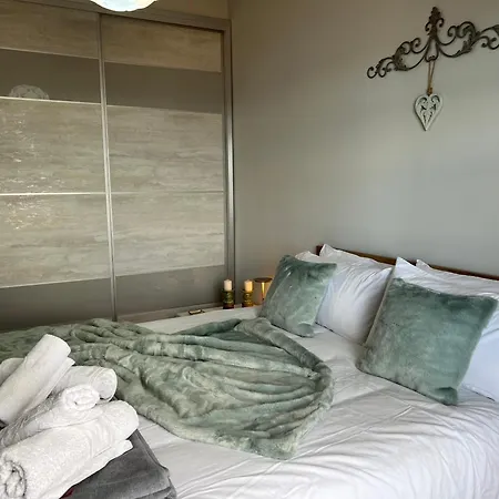 Apartment Boutique One Bed Sea Views And Free Wifi