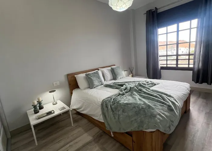 Boutique One Bed Sea Views And Free Wifi