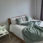 Boutique One Bed Sea Views And Free Wifi